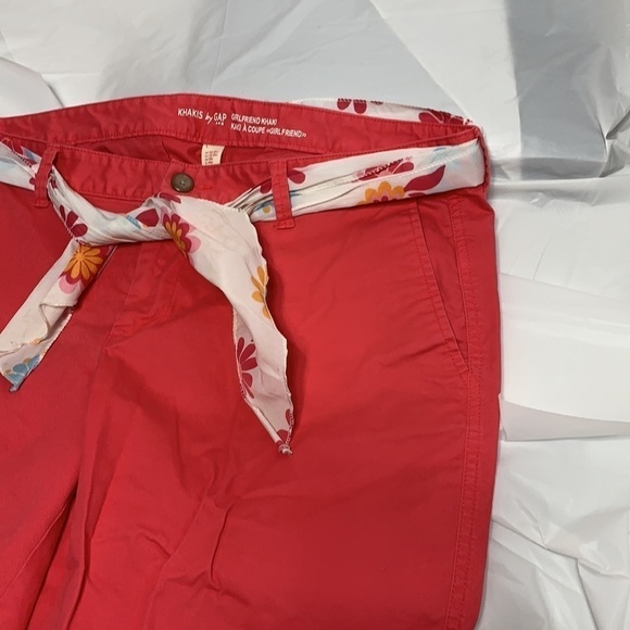 WOMEN’S Gap Pink Girlfriend Khaki Capri Pant W/ shear belt Size 12 - Picture 6 of 9